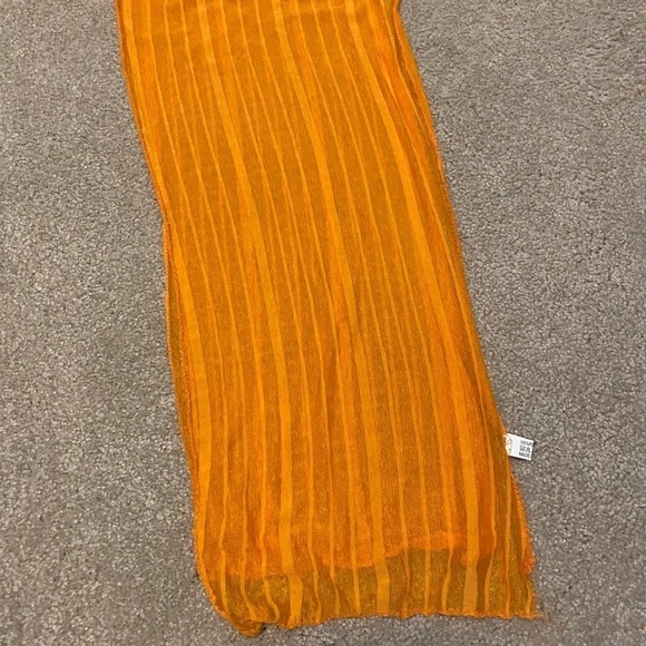 𝅺THIN Orange Scarf - Picture 5 of 9